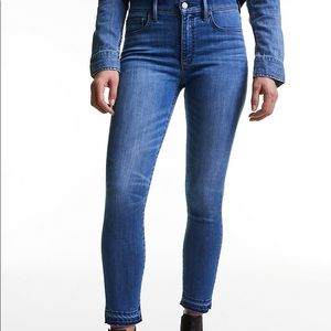 Denim Forum: The Nico Mid-Crop